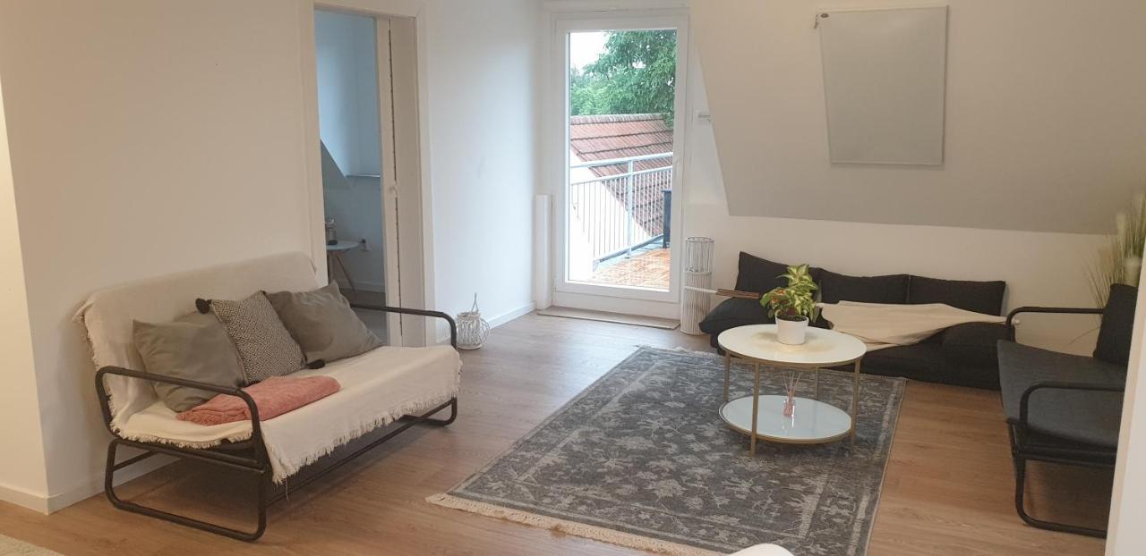 نويشتات أن در آيش Frisch Renoviert Mit Dachterrasse - Geniesse Ruhe Und Grun Nahe Neustadt Aisch المظهر الخارجي الصورة